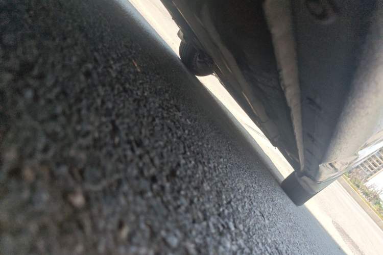 Used Kia K2 2012 Hatchback 1.6L AT Premium Commemorative Edition Chassis Rear Right