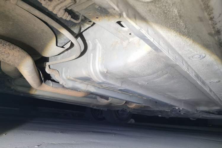Used Kia K2 2012 Hatchback 1.6L AT Premium Commemorative Edition Chassis Rear Right