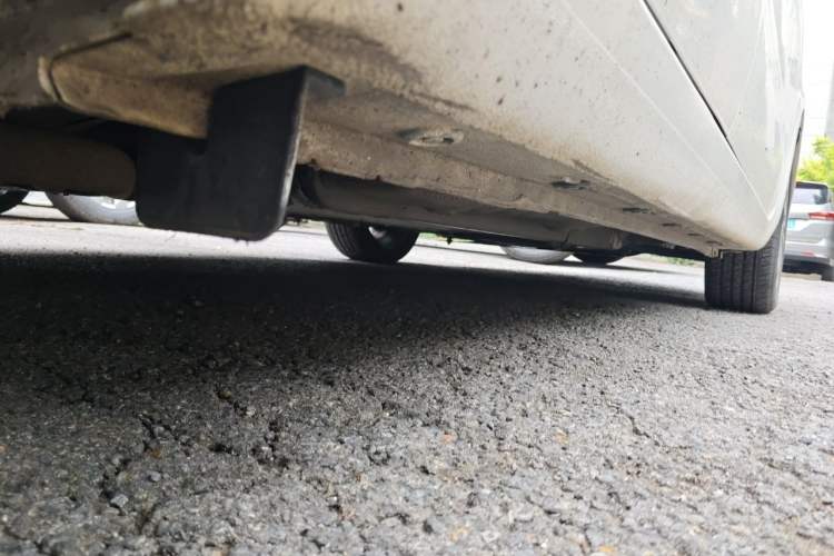 Used Kia K2 2012 Hatchback 1.6L AT Premium Commemorative Edition Chassis Rear Right