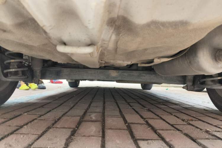 Used Kia K2 2012 Sedan 1.4L MT GLS Commemorative Edition Chassis Rear