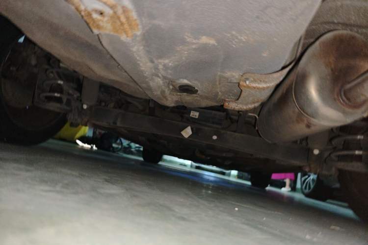 Used Kia K2 2012 Sedan 1.6L AT Premium ECO Chassis Rear