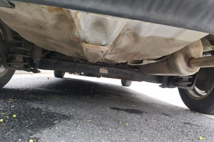 Used Kia K2 2012 Sedan 1.4L MT GLS Commemorative Edition Chassis Rear