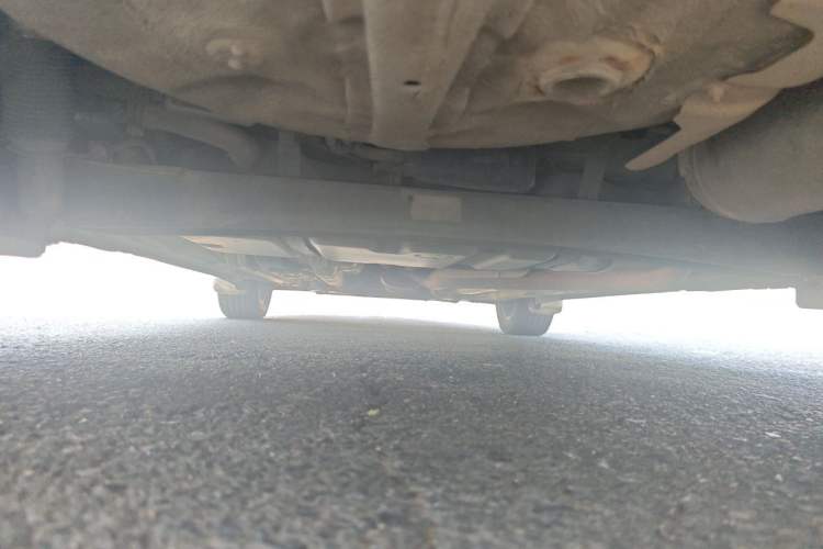 Used Kia K2 2012 Hatchback 1.6L AT Premium Commemorative Edition Chassis Rear