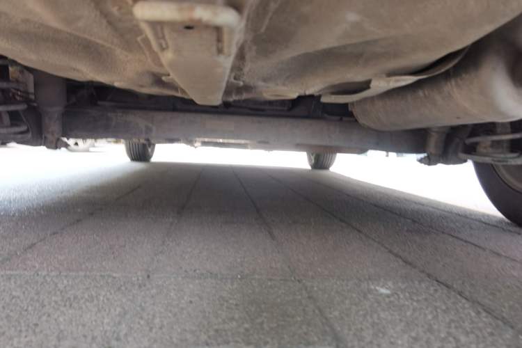 Used Kia K2 2012 Sedan 1.4L MT GL Commemorative Edition Chassis Rear