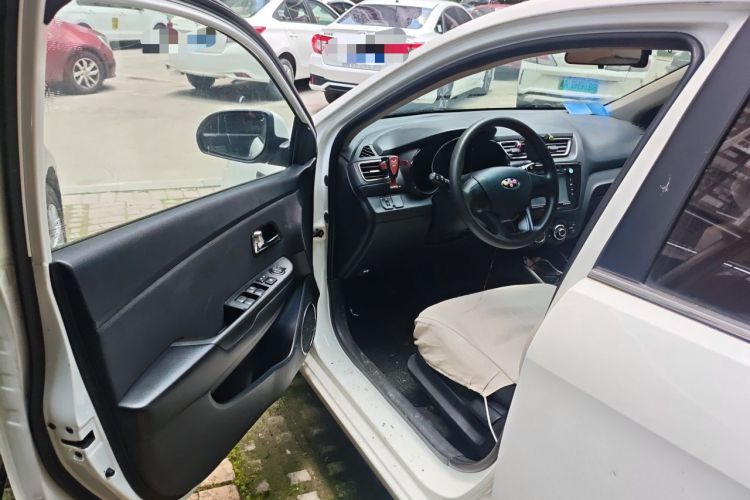 Used Kia K2 2012 Sedan 1.4L MT GL Commemorative Edition Driver Seat