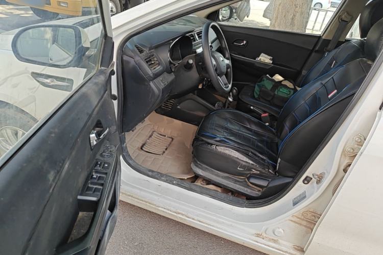 Used Kia K2 2012 Sedan 1.4L MT GLS Commemorative Edition Driver Seat