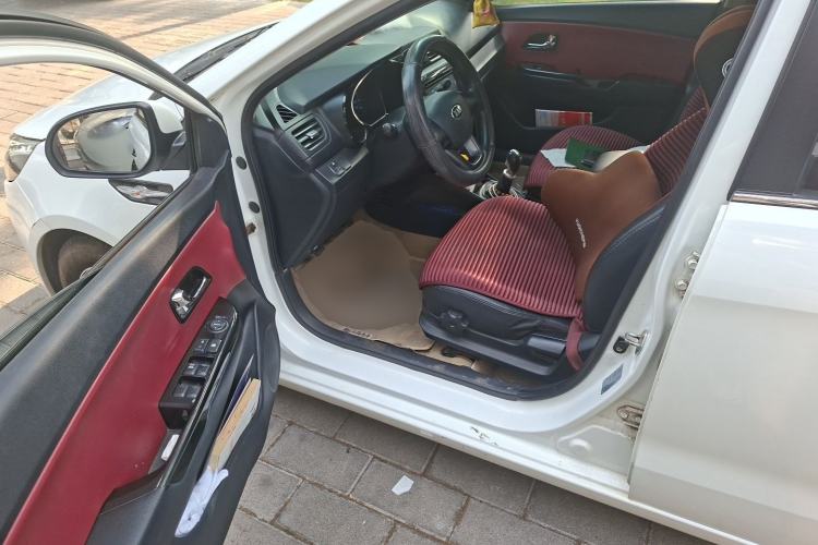 Used Kia K2 2012 Hatchback 1.4L MT Cool Edition Commemorative Model Driver Seat