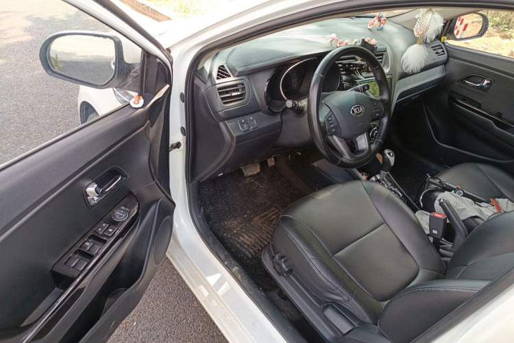 Used Kia K2 2012 Sedan 1.6L Automatic Transmission Premium Commemorative Edition Driver Seat