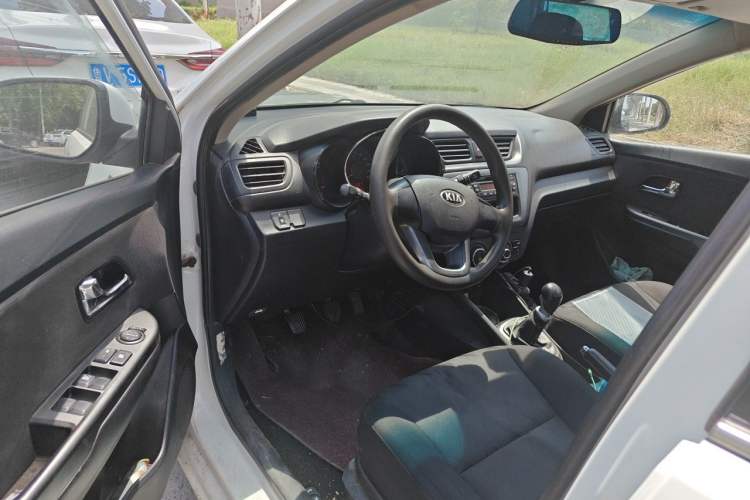 Used Kia K2 2012 Sedan 1.4L MT GLS Commemorative Edition Driver Seat