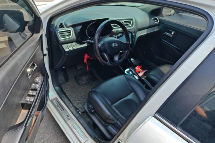 Used Kia K2 2012 Sedan 1.6L Automatic Transmission Premium Commemorative Edition Driver Seat