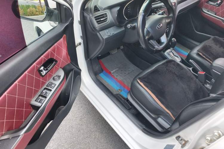 Used Kia K2 2012 Sedan 1.4L Automatic GLS Commemorative Edition Driver Seat