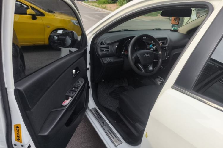 Used Kia K2 2012 Sedan 1.4L MT GLS Commemorative Edition Driver Seat
