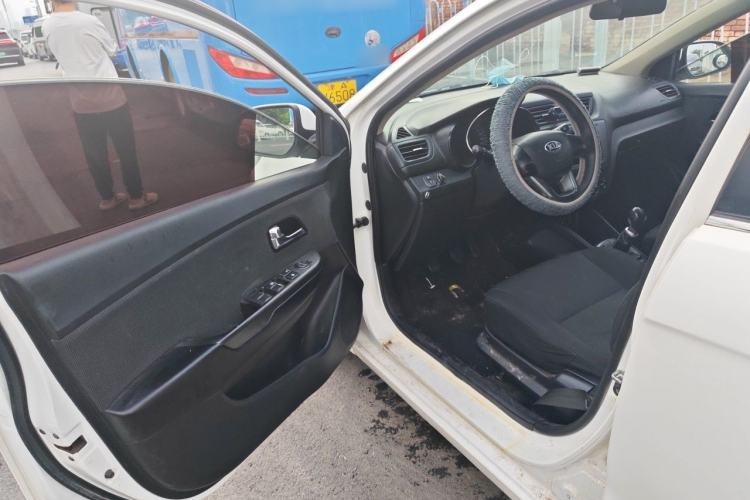 Used Kia K2 2012 Sedan 1.4L MT GLS Commemorative Edition Driver Seat