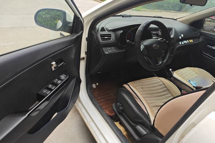 Used Kia K2 2012 Sedan 1.6L Automatic Transmission Premium Commemorative Edition Driver Seat
