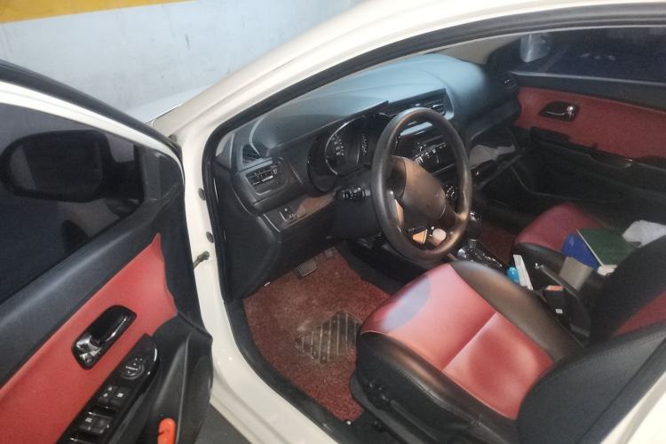 Used Kia K2 2012 Hatchback 1.4L Automatic Cool Edition Driver Seat