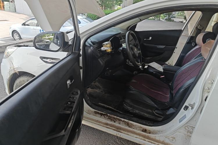 Used Kia K2 2012 Sedan 1.4L MT GLS Commemorative Edition Driver Seat