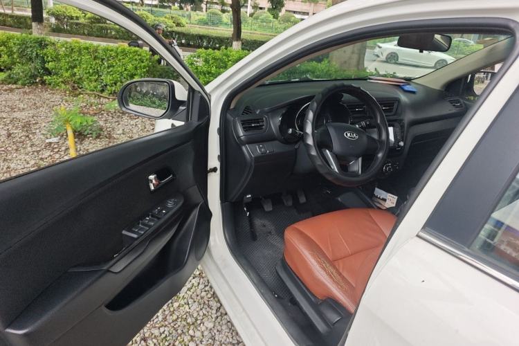 Used Kia K2 2012 Sedan 1.4L MT GLS Commemorative Edition Driver Seat