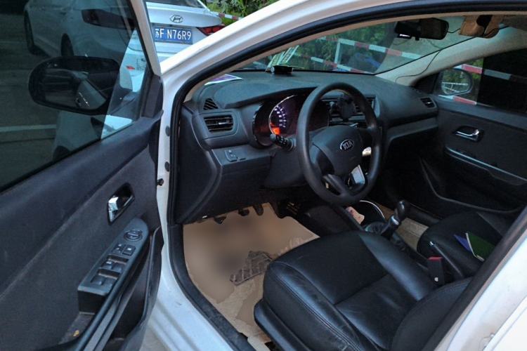 Used Kia K2 2012 Sedan 1.4L MT GLS Commemorative Edition Driver Seat