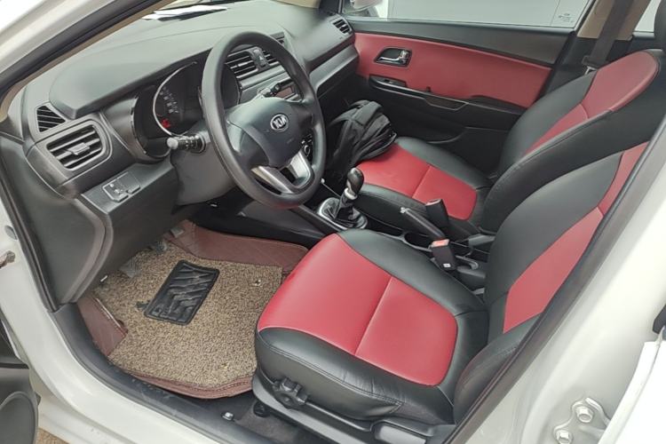 Used Kia K2 2012 Hatchback 1.4L MT Cool Edition Commemorative Model Driver Seat