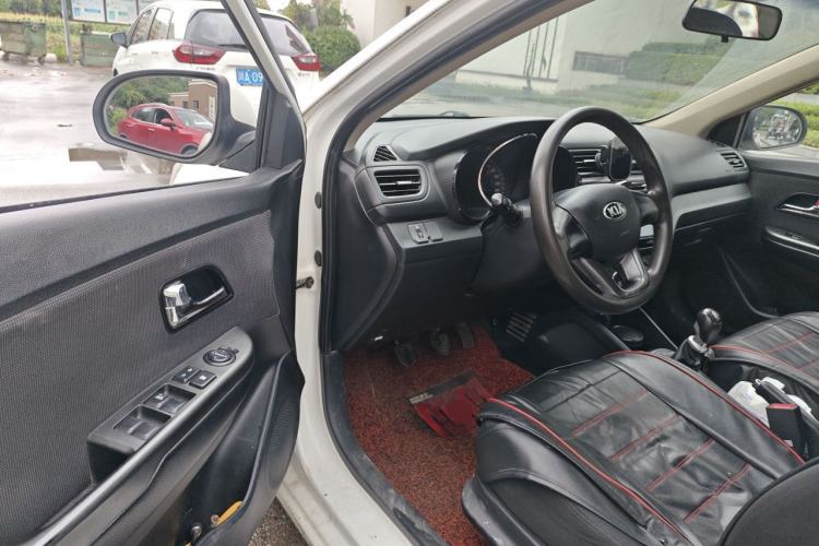 Used Kia K2 2012 Sedan 1.4L MT GLS Commemorative Edition Driver Seat