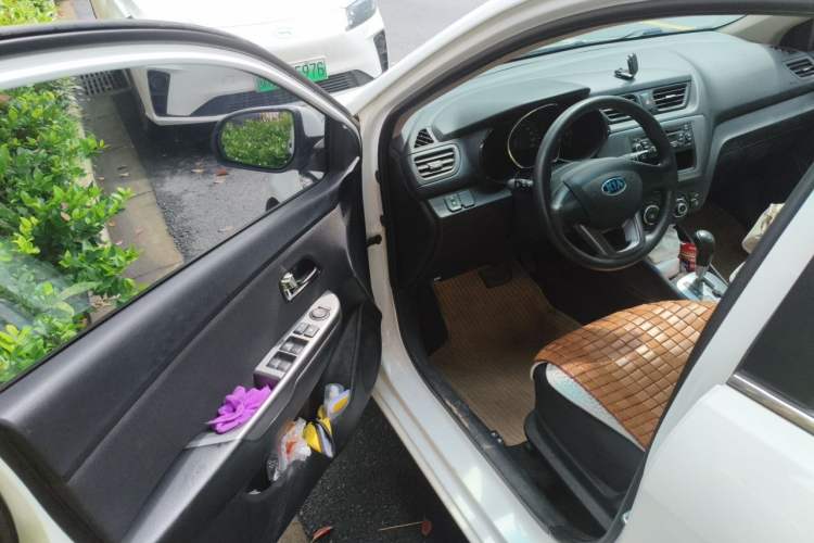 Used Kia K2 2012 Sedan 1.4L Automatic GLS Commemorative Edition Driver Seat