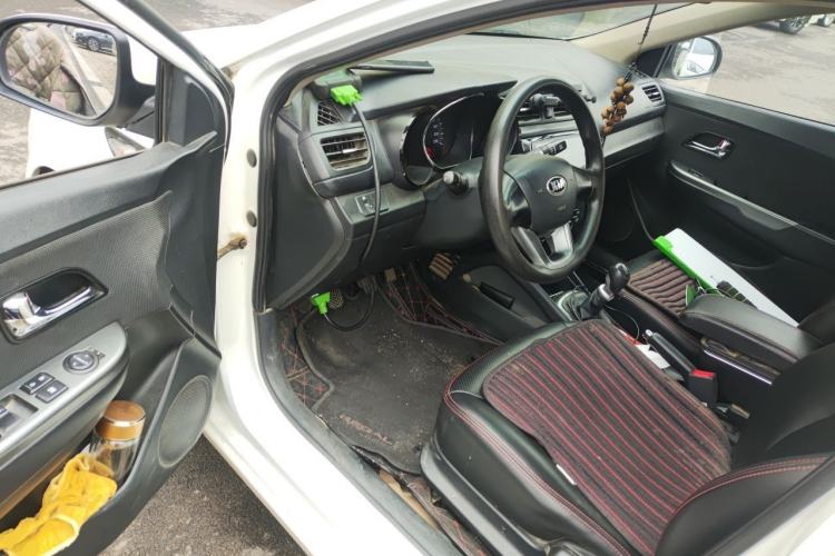 Used Kia K2 2012 Sedan 1.4L MT GLS Commemorative Edition Driver Seat