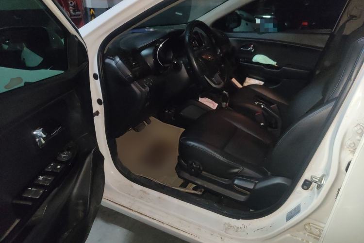 Used Kia K2 2012 Sedan 1.6L Automatic Transmission Premium Commemorative Edition Driver Seat