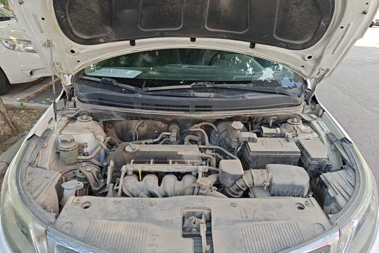 Used Kia K2 2012 Sedan 1.4L MT GLS Commemorative Edition Engine Bay