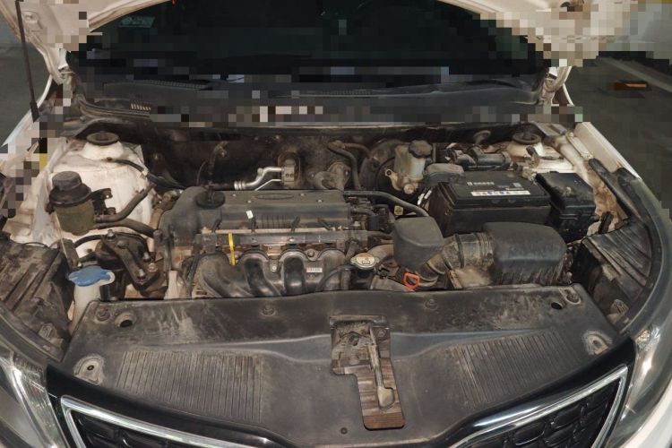 Used Kia K2 2012 Sedan 1.6L Automatic Transmission Premium Commemorative Edition Engine Bay