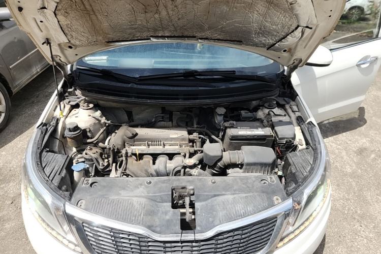 Used Kia K2 2012 Sedan 1.4L MT GLS Commemorative Edition Engine Bay