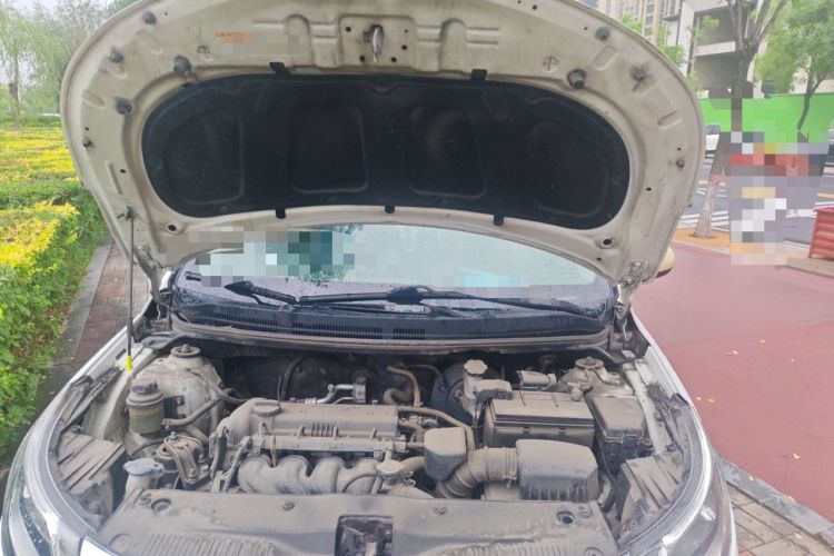 Used Kia K2 2012 Sedan 1.4L MT GLS Commemorative Edition Engine Bay