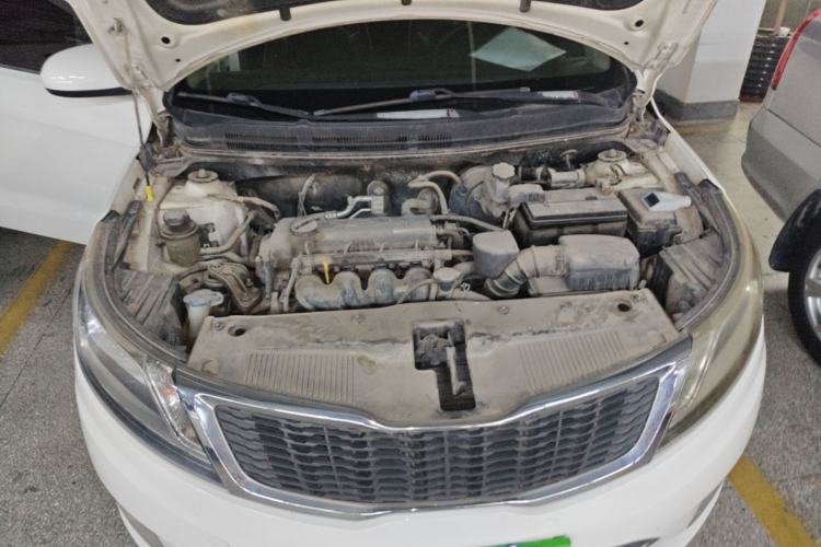 Used Kia K2 2012 Sedan 1.4L MT GLS Commemorative Edition Engine Bay