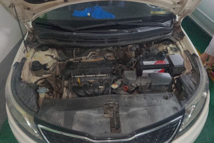 Used Kia K2 2012 Sedan 1.6L Automatic Transmission Premium Commemorative Edition Engine Bay