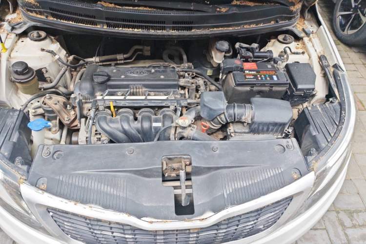Used Kia K2 2012 Hatchback 1.4L Automatic Cool Edition Engine Bay