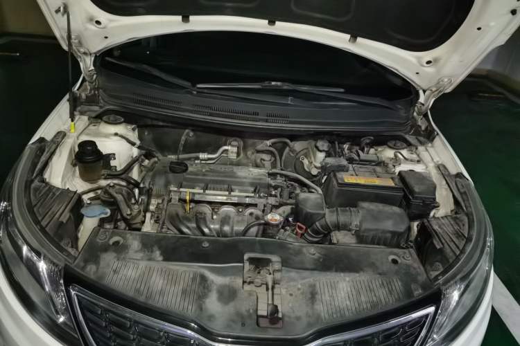 Used Kia K2 2012 Sedan 1.6L Automatic Transmission Premium Commemorative Edition Engine Bay