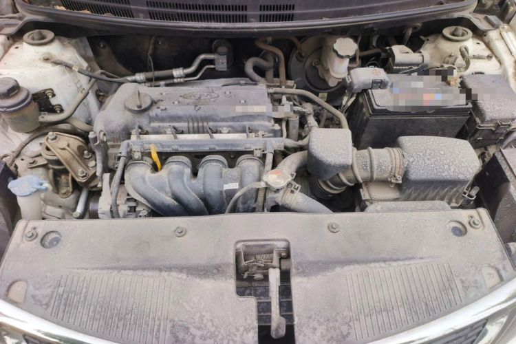 Used Kia K2 2012 Sedan 1.4L MT GLS Commemorative Edition Engine Bay