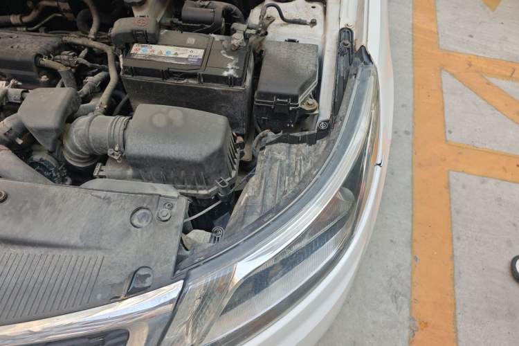 Used Kia K2 2012 Sedan 1.4L MT GLS Commemorative Edition Engine Bay Left