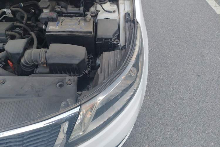 Used Kia K2 2012 Sedan 1.4L Automatic GLS Commemorative Edition Engine Bay Left
