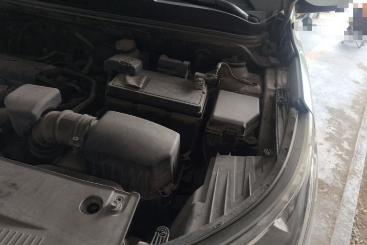 Used Kia K2 2012 Sedan 1.4L MT GLS Commemorative Edition Engine Bay Left