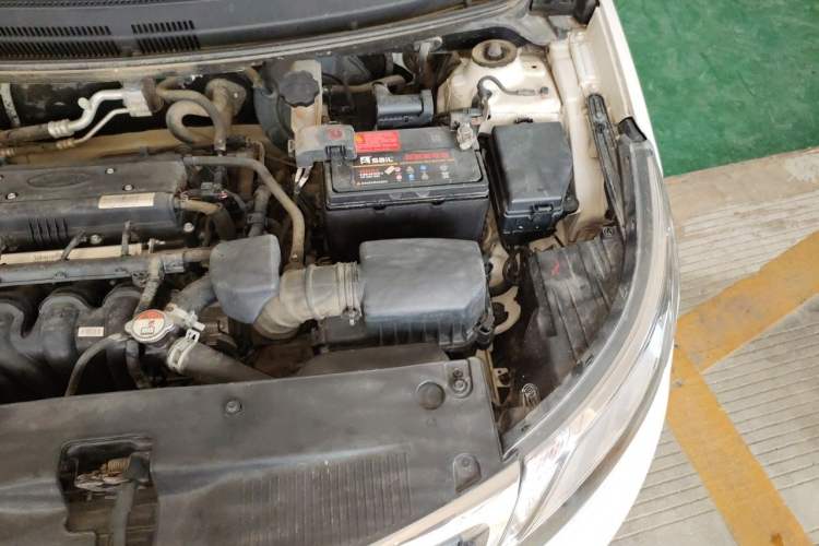 Used Kia K2 2012 Sedan 1.4L MT GLS Commemorative Edition Engine Bay Left