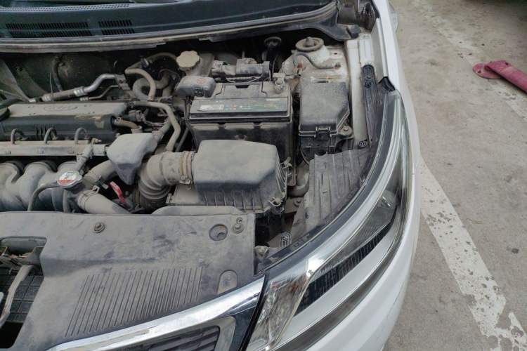 Used Kia K2 2012 Sedan 1.4L Automatic GLS Commemorative Edition Engine Bay Left