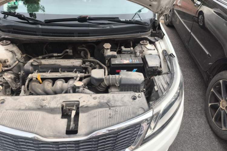 Used Kia K2 2012 Sedan 1.4L MT GLS Commemorative Edition Engine Bay Left