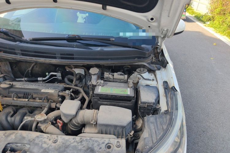 Used Kia K2 2012 Hatchback 1.4L Automatic Cool Edition Engine Bay Left