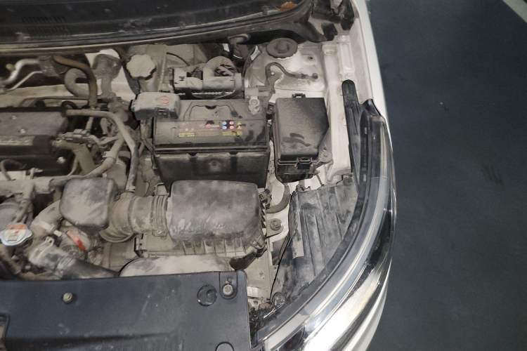 Used Kia K2 2012 Hatchback 1.4L Automatic Cool Edition Engine Bay Left