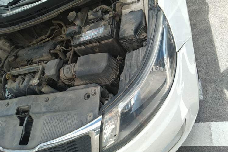 Used Kia K2 2012 Sedan 1.4L MT GLS Commemorative Edition Engine Bay Left