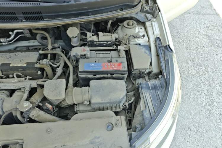 Used Kia K2 2012 Sedan 1.4L Automatic GLS Commemorative Edition Engine Bay Left