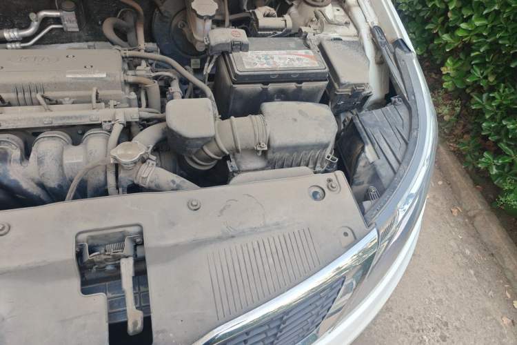 Used Kia K2 2012 Sedan 1.4L MT GLS Commemorative Edition Engine Bay Left