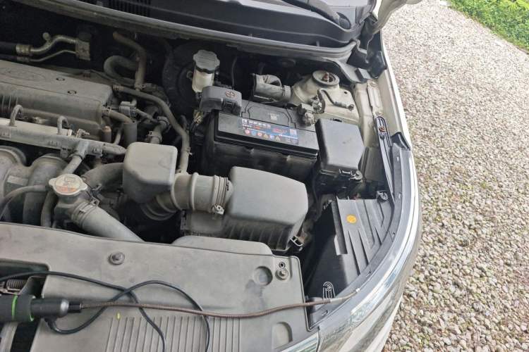Used Kia K2 2012 Sedan 1.4L MT GLS Commemorative Edition Engine Bay Left