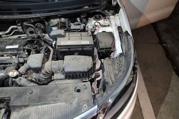 Used Kia K2 2012 Sedan 1.4L MT GLS Commemorative Edition Engine Bay Left