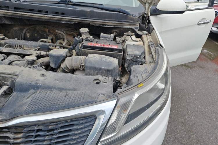 Used Kia K2 2012 Sedan 1.4L MT GLS Commemorative Edition Engine Bay Left